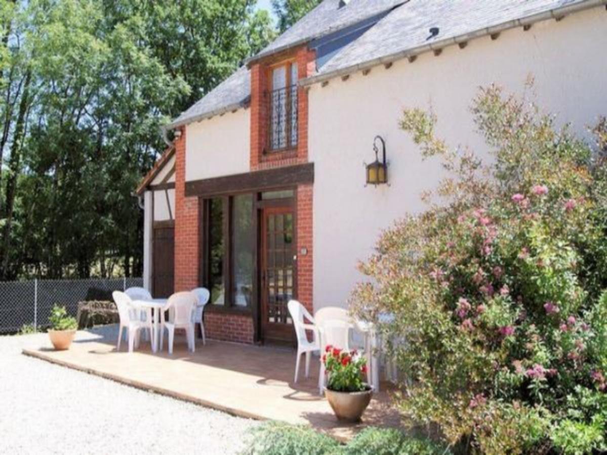 Le Lac Aux Fees Henrichemont Exterior foto
